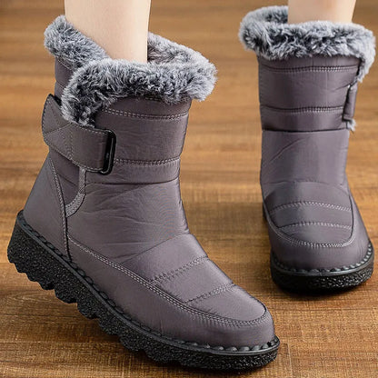 Women’s Snow Boots – Warm Fur Lined Winter Footwear